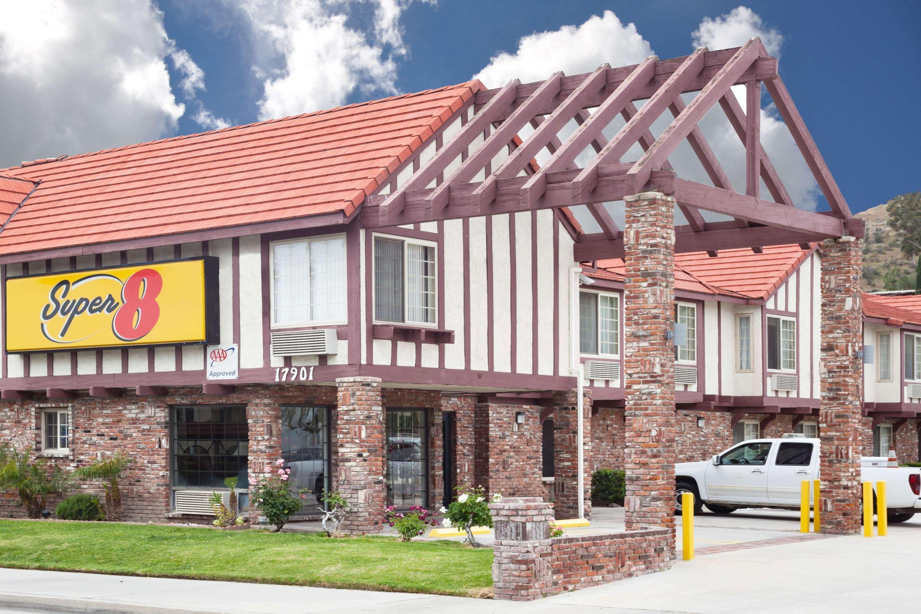 במוטל Super 8 By Wyndham Santa Clarita/Valencia מראה חיצוני תמונה